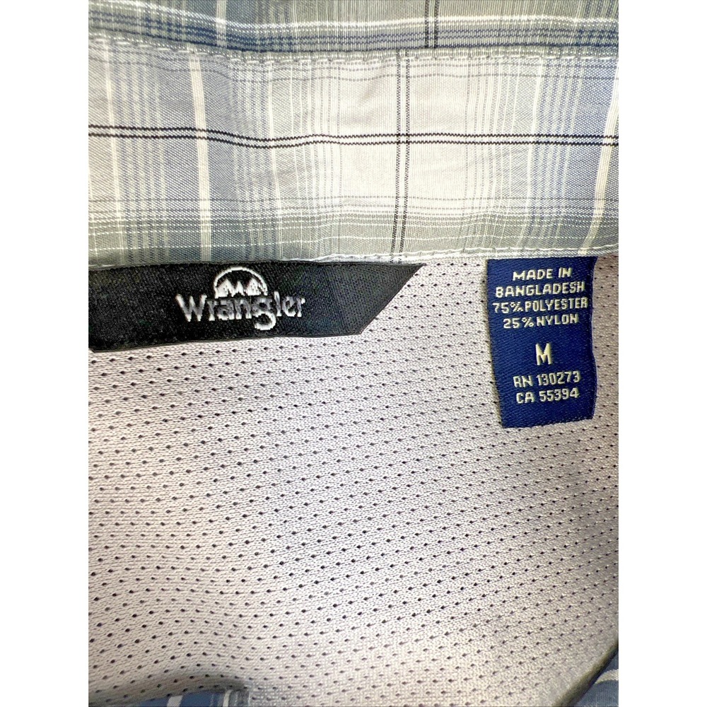 Wrangler ATG Plaid Button Up Shirt Men's Medium Mesh Yoke Poly Nylon Quick Dry - Picture 4 of 10